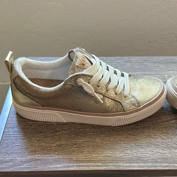 Reef Women's Lay Day Dawn Gold Sneakers - Picture 4 of 9